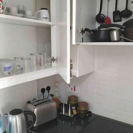 Appartement Beautiful Flat In With Balcony *
